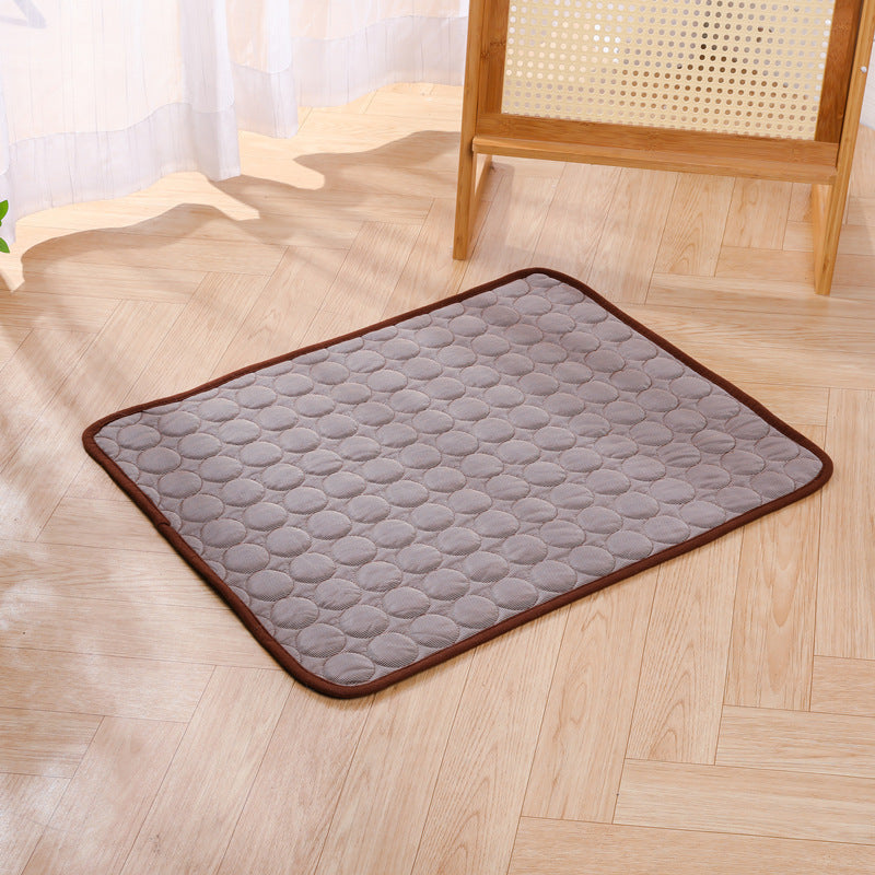 Pet Ice Silk Cooling Mat - Scratch-Resistant Summer Pad