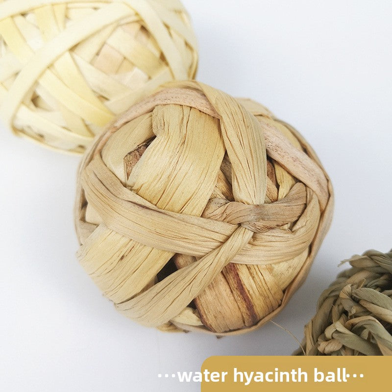 Handmade Natural Grass Chew Balls for Small Pets